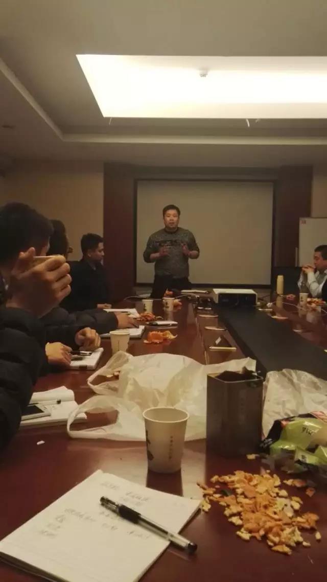 北京晾霸陳經(jīng)理在培訓(xùn)