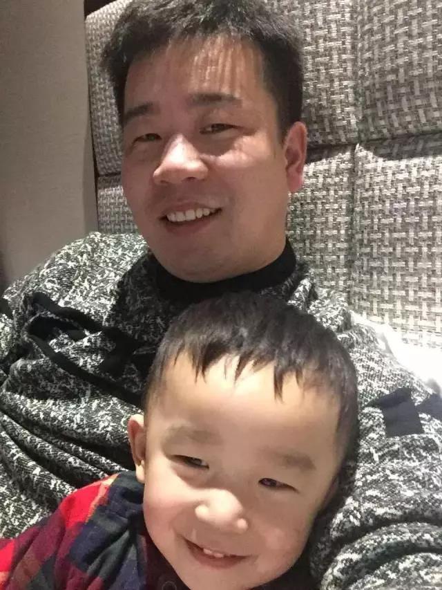 北京晾霸運營中心經(jīng)理陳先生